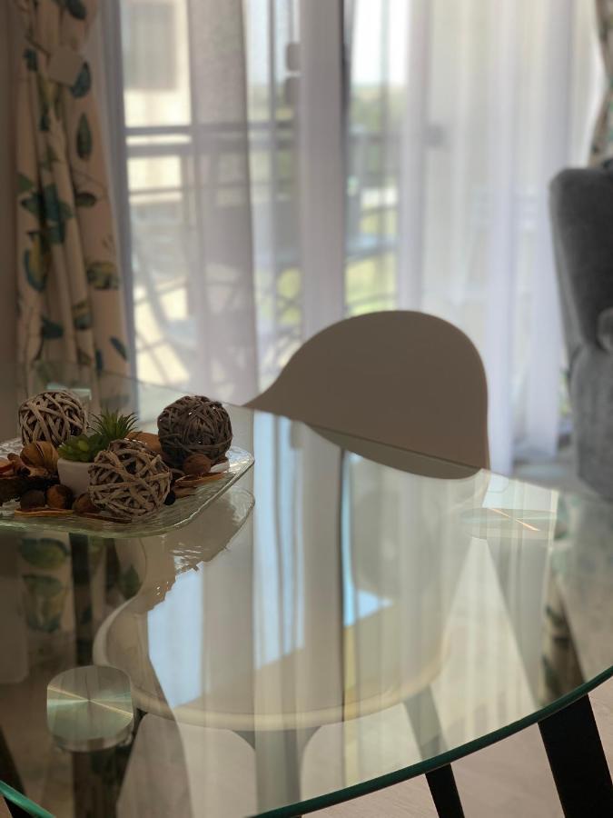 Luxor Apartment Otopeni 3 מראה חיצוני תמונה
